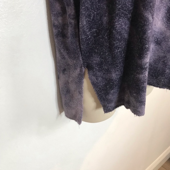 American Eagle Soft & Sexy Plush Sweatshirt Purple - Picture 6 of 9